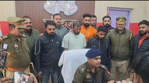 SOG and police arrested three inter-district drug traffickers and recovered heroin worth 80 lakh rupees.