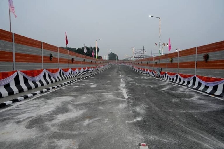 Chief Minister Yogi Adityanath inaugurated a state-of-the-art railway overbridge built at a cost of ₹138 crore in Gorakhpur.