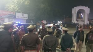 Hazratganj Inspector Vikram Singh conducted a foot march to review the security arrangements in the area.