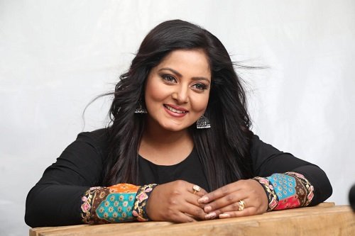 Anjana Singh became the best actress in Bhojpuri films in 2025, setting a new record by completing the shooting of 25 films.