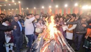 Khatri Hitkarini Sabha celebrated 'Lohri Dhamal 2026' with traditional fervor.