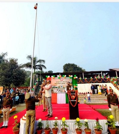 Divisional Railway Manager, Varanasi, Ashish Jain, unfurled the national flag and took the salute at the parade on the occasion of the 77th Republic Day.