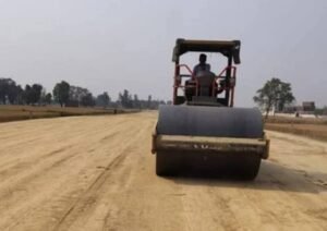 Land transactions have been banned in 64 villages of Balrampur district in Uttar Pradesh. Why are stones being placed there? Learn the full story.