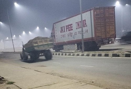 The sand mafia operates fearlessly, with tractors speeding past the police outpost – allegations of protection surface.