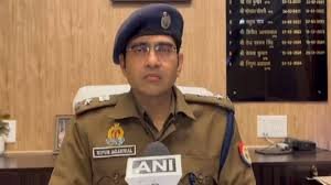 Lucknow: Retired Air Force officer shot outside a restaurant; condition stable.