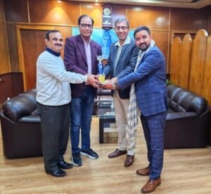 The Finance and Accounts Department of Varanasi Division received the 5S Leadership Award.