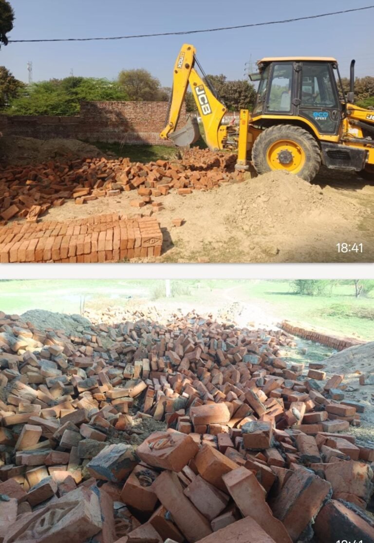 Amazing! Officials are unaware, and land mafias have encroached upon government land worth lakhs.