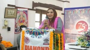 IAS officer Kinjal Singh gets emotional after seeing her father's room