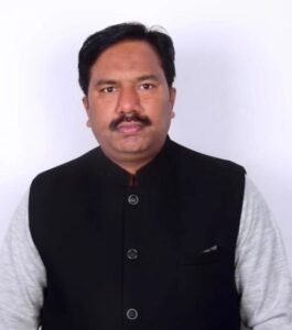 Lucknow DIOS office is violating the rules, subject teachers are being made to do board duty, Mahendra Singh.