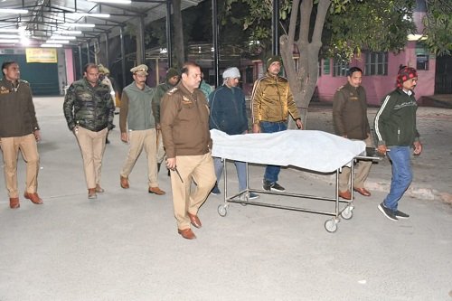 Banarsi Yadav, the main shooter in the colonizer murder case, was killed in an encounter with the STF; he carried a reward of one lakh rupees.