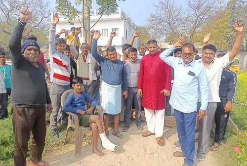 Villagers are furious over a road that has been in disrepair for 15 years! They blocked the road with bamboo poles, but it reopened after assurances from public representatives.