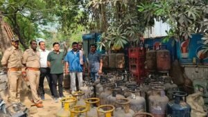 Raid on Illegal Gas Cylinder Storage; 53 Illegal Cylinders Recovered