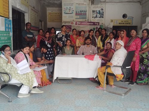 Lucknow: Health camp in Indira Nagar area on World Women's Day, Ayushman Golden Cards made for women