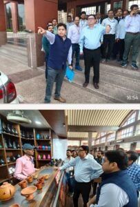 Senior Divisional Commercial Manager inspected Banaras station along with Sheikh Rehman