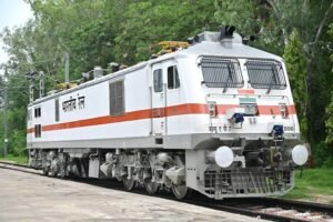 Azamgarh–Bandra Terminus Superfast Special Train Launched