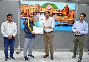 Retired Personnel Honored in North Eastern Railway's Varanasi Division; 04 Receive Promotions