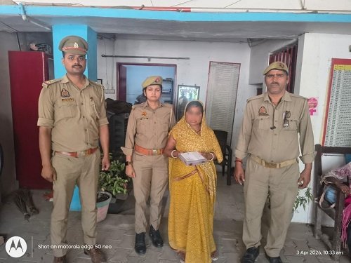 The police apprehended a 50-year-old woman who snatched a Mangalsutra.