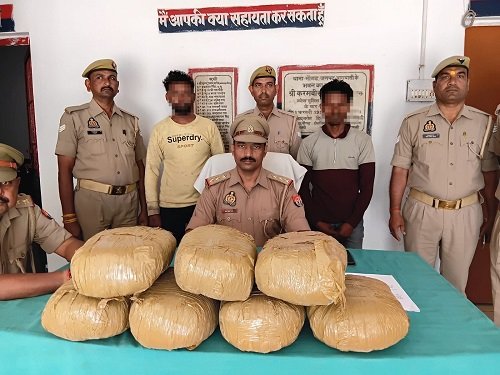 Major Action by Chandauli Police: 14.7 kg of Ganja Recovered; 2 Smugglers from Bihar Arrested