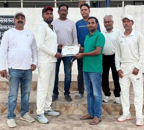 Cricket Excitement in the Varanasi Railway Division: Spectacular Victories for the Mechanical and Engineering Departments in Thrilling Matches