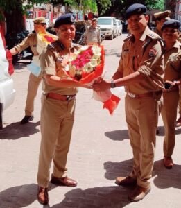 Newly Appointed Deputy Commissioner of Police accorded a grand welcome in Lucknow's West Zone.