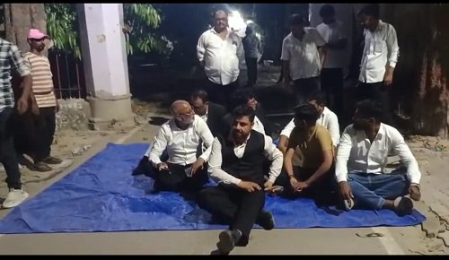 Lucknow: Land Mafia Unleash Reign of Terror in Malihabad—Land Deals Executed via Fraudulent Registries; Questions Raised Over Police Role