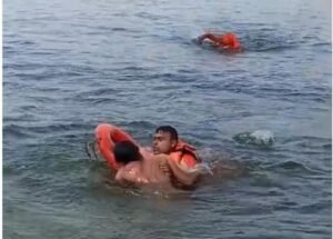 Youth Jumps into the Ganges; NDRF Displays Bravery—Rescued Alive from the Jaws of Death