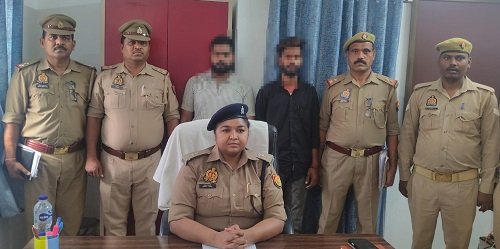 Extortion Racket Busted: Dhanapur Police Apprehend Two Cunning Accused, Seizing Jewelry Worth ₹3 Lakh and ₹1,00,350 in Cash