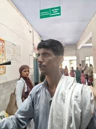 Allegations of Assault on Patient at Farrukhabad's Lohia Hospital; Sent Away Without Treatment