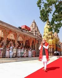 PM Modi holds a grand roadshow in Kashi; seeks blessings after offering prayers to Baba Vishwanath.