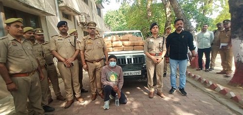 Major Action by Varanasi Police: Smuggler Arrested with 88 kg of Ganja and a Bolero; Severe Blow Dealt to Supply Network