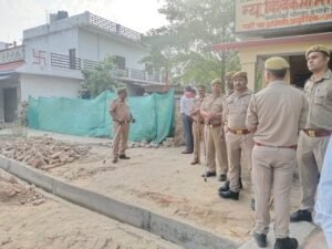 'Court Order Pertains to PWD Land, Yet Police Allowed Namaz to be Offered on Farmer's Field': Uproar in Raunahi