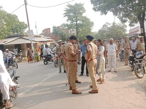 'Court Order Pertains to PWD Land, Yet Police Allowed Namaz to be Offered on Farmer's Field': Uproar in Raunahi
