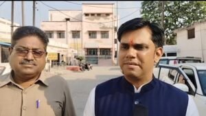 'Blood Man' Dr. Ashish Pandey 'Deepu' Turns Guardian Angel; Saves the Life of 12-Year-Old Janvi by Arranging Rare A-Negative Blood