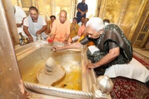 Somnath Swabhiman Parv celebrated with grandeur at Baba Vishwanath Dham.
