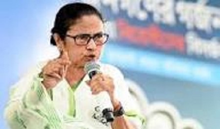 After the defeat in Bengal, Mamata Banerjee makes a bold move, sending a message of unity to all parties against the BJP.