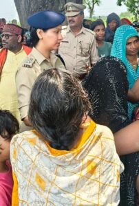 Stabbing after dispute at wedding ceremony: Groom's uncle dies during treatment; case converted to murder.