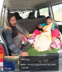 Two monks rescued from Varanasi Junction under the Bhikshavriti Mukt Kashi campaign