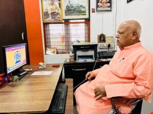 The Prime Minister's views on matters of national interest were collectively heard.