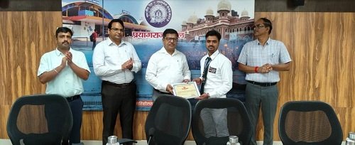 14 railway employees honoured for outstanding safety and vigilance work.