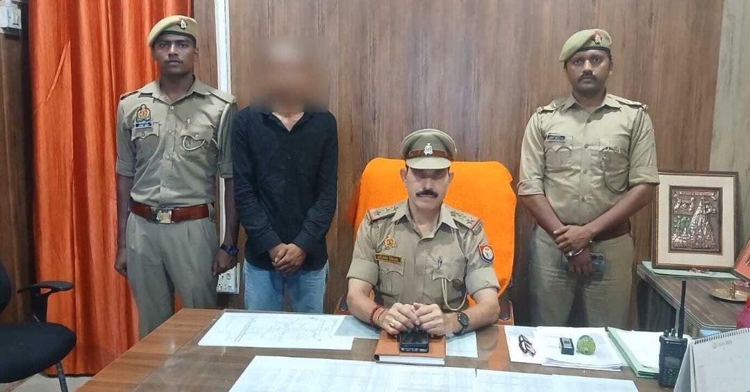 Accused arrested for pressuring a minor into marriage and molestation; swift action by Ramnagar police.
