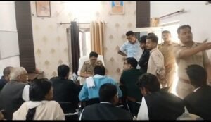 SP leaders submit formal complaint protesting indecent remarks against Akhilesh Yadav's daughter; demand FIR.
