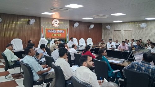 Crucial meeting held at the Chandauli Collectorate regarding fire prevention; strict fire safety directives issued for hospitals, schools, and institutions.