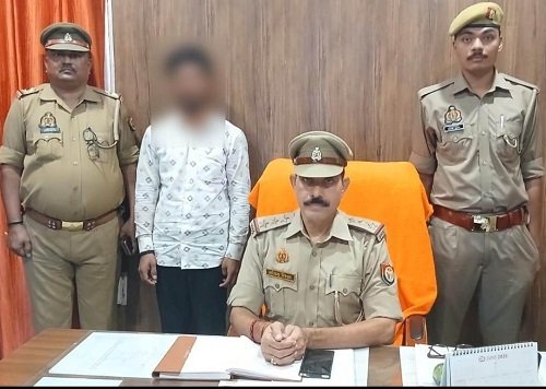 Ramnagar Police apprehend a wanted accused who had been absconding since 2025 in a cattle smuggling case.
