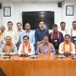Honourable farewell to 18 employees of DLW