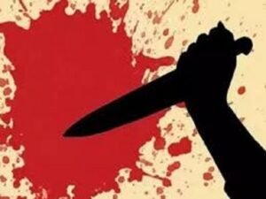 Murder accused arrested with a knife; swift action by Bhelupur police.