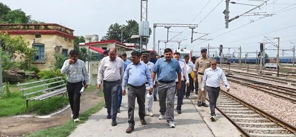 The General Manager of North Central Railway inspected the Tundla–Harduaganj rail section and the Harduaganj yard.