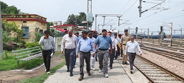 The General Manager of North Central Railway inspected the Tundla–Harduaganj rail section and the Harduaganj yard.