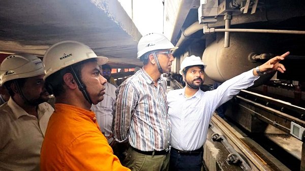 DRM conducted a safety inspection of the Shivganga Express rake.