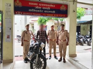 24 hours, precise action, and a major success: Dashashwamedh police recover stolen Bullet motorcycle and apprehend the thief.
