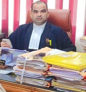 Lucknow: High Court seeks response on government order to appoint administrators in place of village heads.